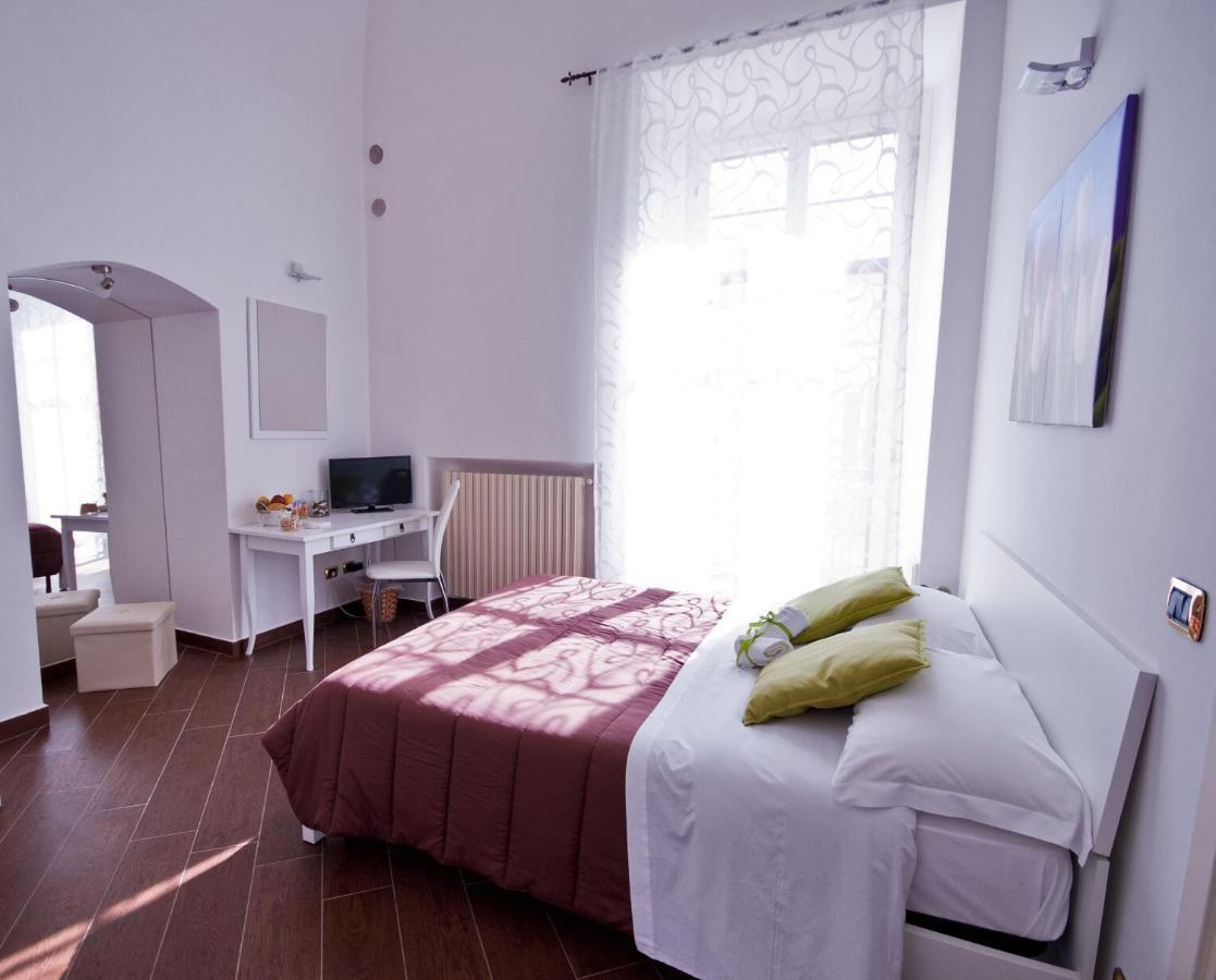 Dimora De Brado Bed & Breakfast Trani Exterior photo