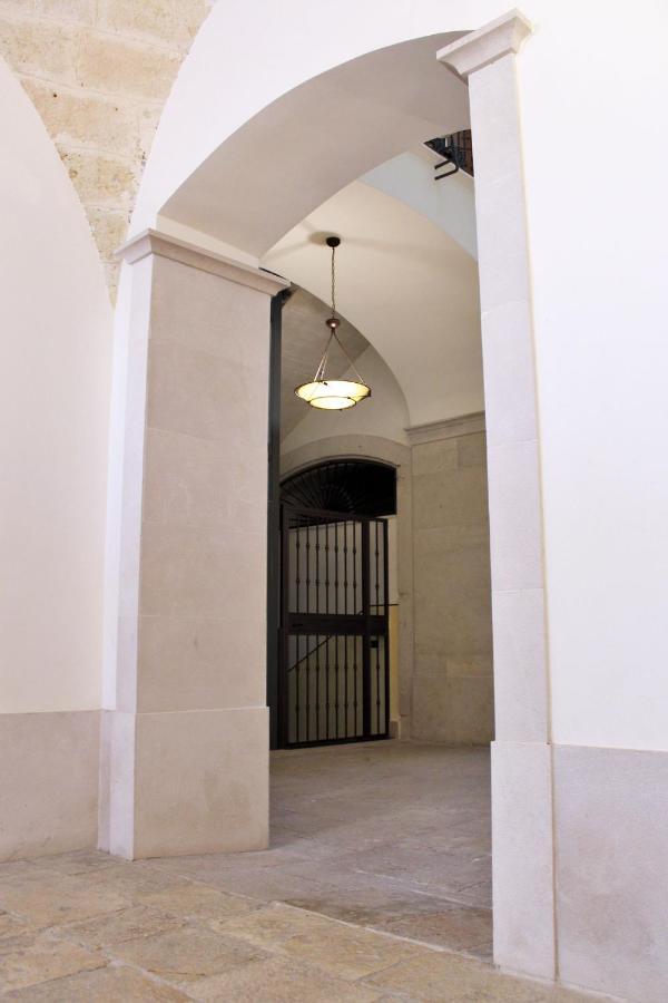 Dimora De Brado Bed & Breakfast Trani Exterior photo
